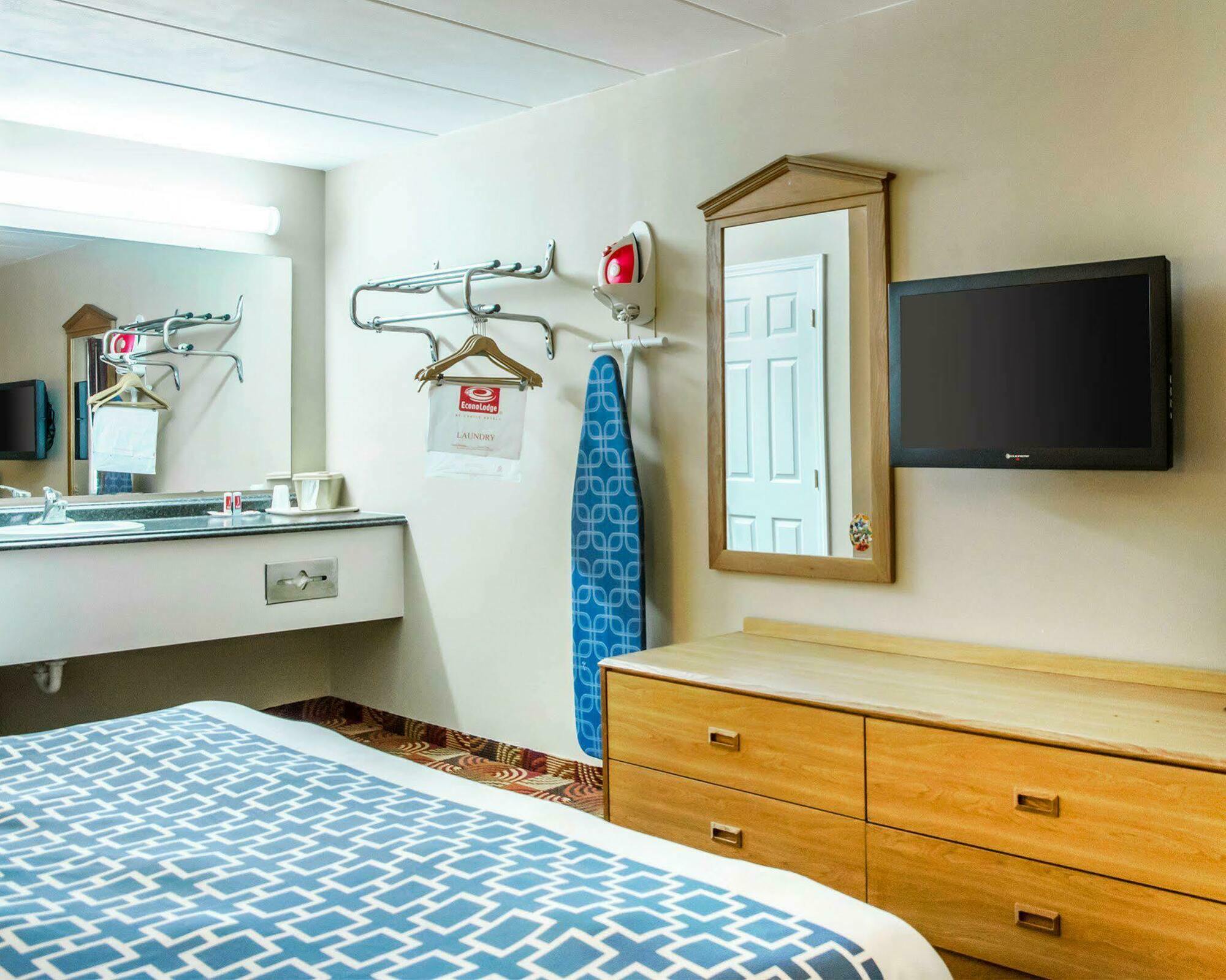 Hotel Econo
